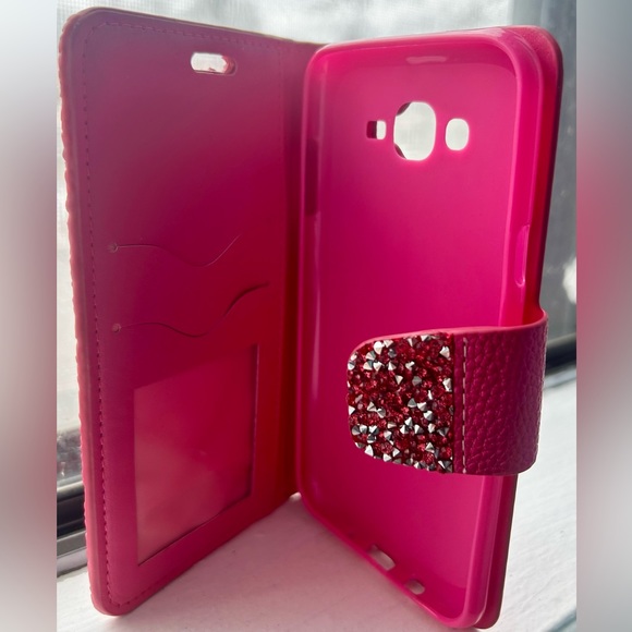 Phone case - Picture 3 of 3